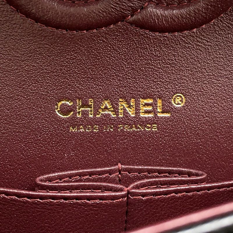 シャネル チェーンショルダーバッグ マトラッセ25 ココマーク ダブルチェーン キャビアスキン A01112 CHANEL 黒