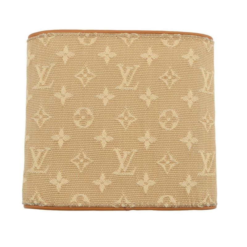 ルイヴィトン 三つ折り財布 モノグラム・ミニ ポルトビエ カルトクレディ モネ M92441 LOUIS VUITTON 財布