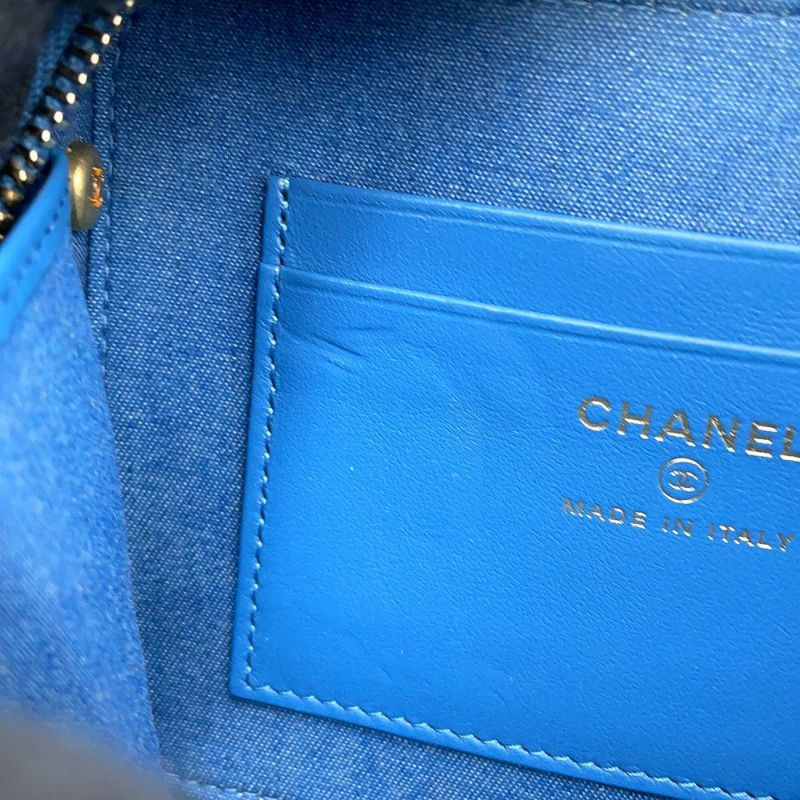 シャネル チェーンショルダーバッグ マトラッセ ココマーク パールクラッシュ カメラバッグ デニム AP2463 CHANEL