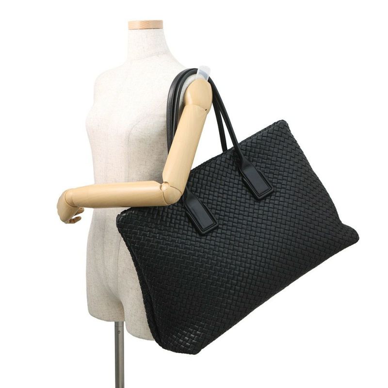 ボッテガヴェネタ トートバッグ イントレチャート スナップ レザー BOTTEGA VENETA 黒