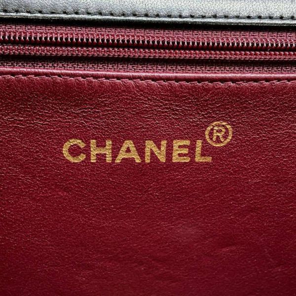 シャネル チェーンショルダーバッグ ココマーク マトラッセ プッシュロック ラムスキン CHANEL 黒