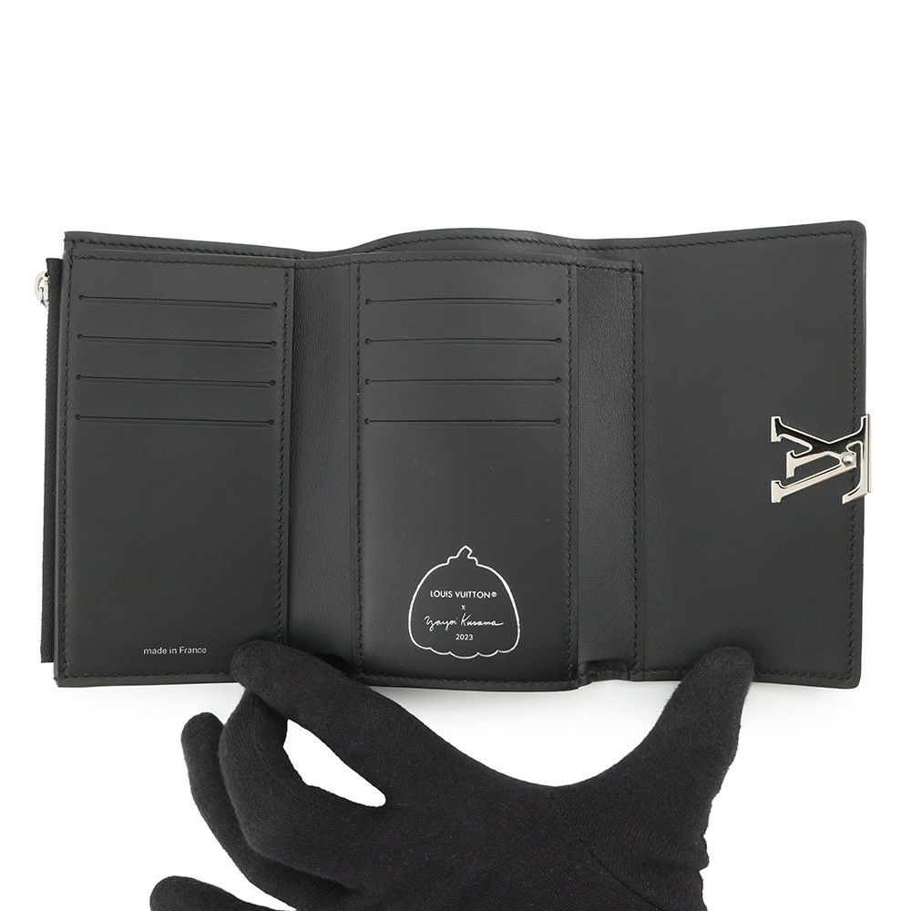 ルイヴィトン 三つ折り財布 トリヨンレザー/ペインティッド ドット LV×YK ポルトフォイユ・カプシーヌ コンパクト M81963 黒 草間弥生