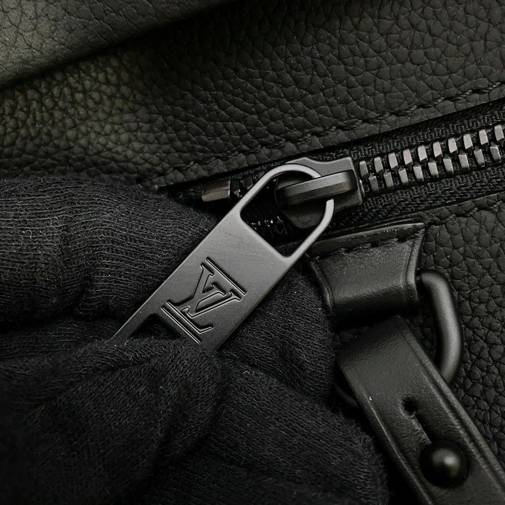 ルイヴィトン リュック レザー ファストライン・バッグパック M21367 LOUIS VUITTON 黒 ブラック