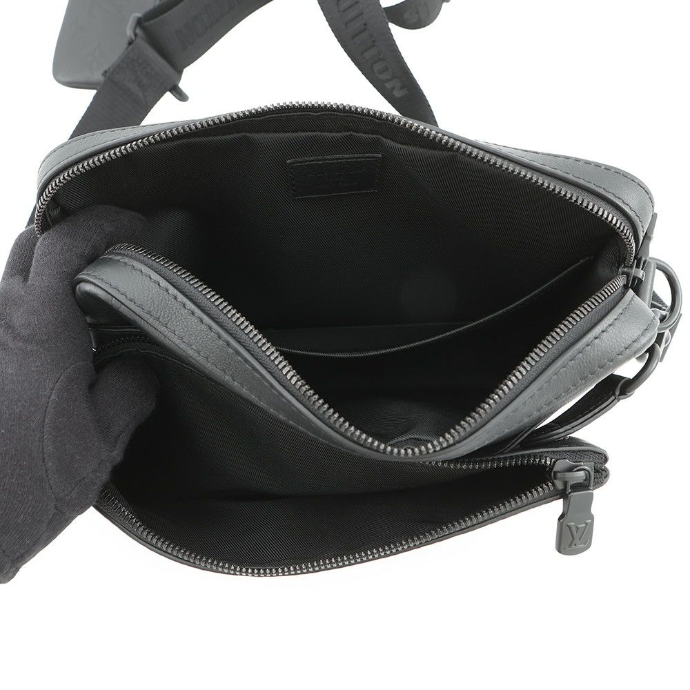 ルイヴィトン ショルダーバッグ モノグラム・シャドウ トリオ・メッセンジャー M46602 LOUIS VUITTON ブラック 黒