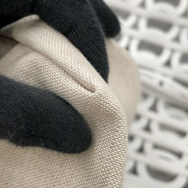 サルヴァトーレ・フェラガモ トートバッグ ガンチーニ 21A012 Ferragamo 白