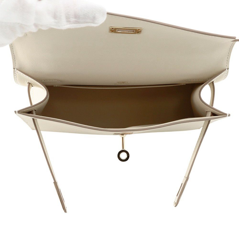 エルメス ハンドバッグ ポシェットケリー クレ/シャンパンゴールド金具 スイフト K刻印