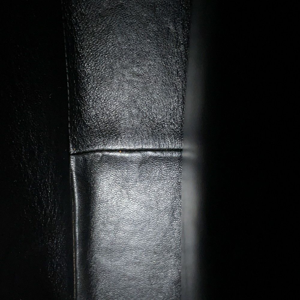 シャネル チェーンショルダーバッグ シェブロン Vステッチ デカココ ココマーク キャビアスキン CHANEL バッグ 黒