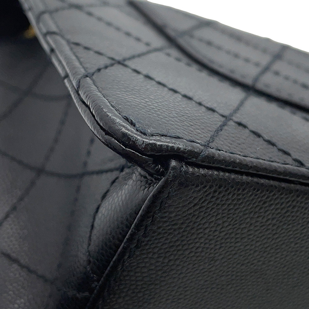 シャネル チェーンショルダーバッグ マトラッセ ココマーク シングルフラップ キャビアスキン CHANEL 黒