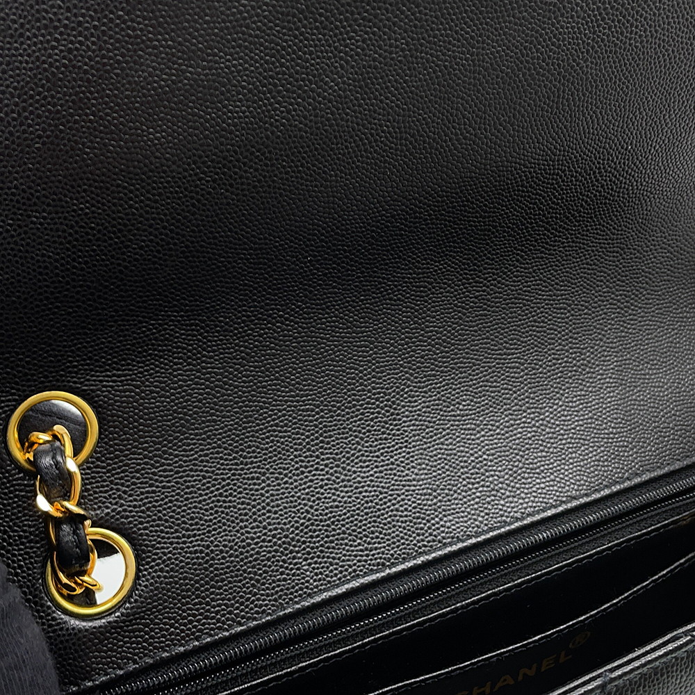 シャネル チェーンショルダーバッグ マトラッセ ココマーク シングルフラップ キャビアスキン CHANEL 黒