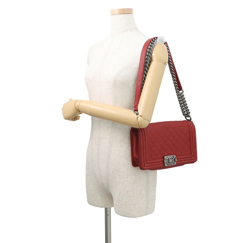 シャネル チェーンショルダーバッグ ココマーク マトラッセ ボーイシャネル ソフトキャビアスキン A67086 CHANEL