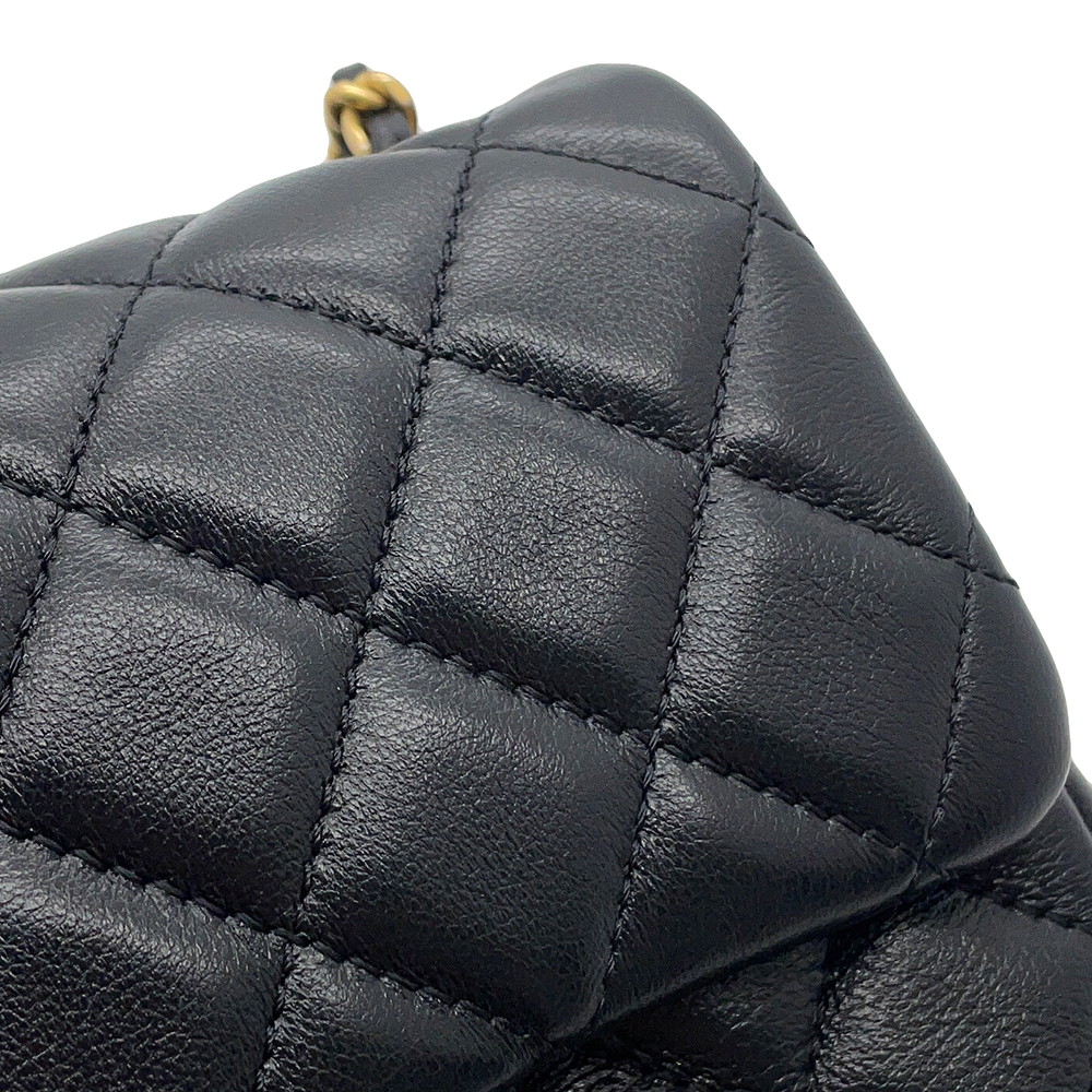 シャネル チェーンショルダーバッグ ミニマトラッセ ラムスキン AS1786 CHANEL ココボール 黒