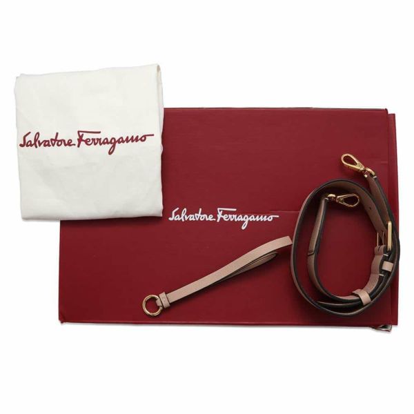 サルヴァトーレ・フェラガモ ショルダーバッグ ガンチーニ ザ スタジオバケット 212892 Ferragamo ピンクベージュ