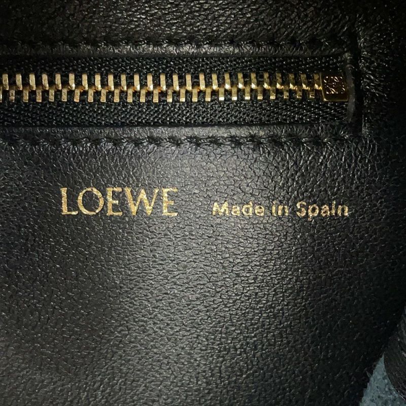 ロエベ ショルダーバッグ スクイーズバッグ ミディアム メローナパラム A914Q37X01 LOEWE 2way 黒