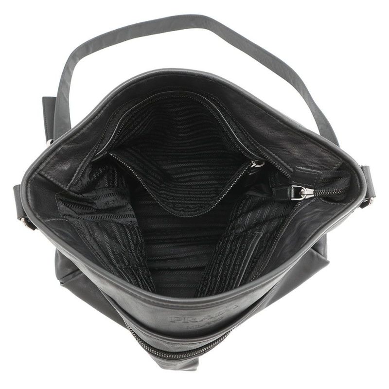 プラダ ショルダーバッグ ロゴ メッセンジャーバッグ レザー VA0959 PRADA 黒