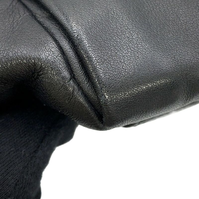 プラダ ショルダーバッグ ロゴ メッセンジャーバッグ レザー VA0959 PRADA 黒