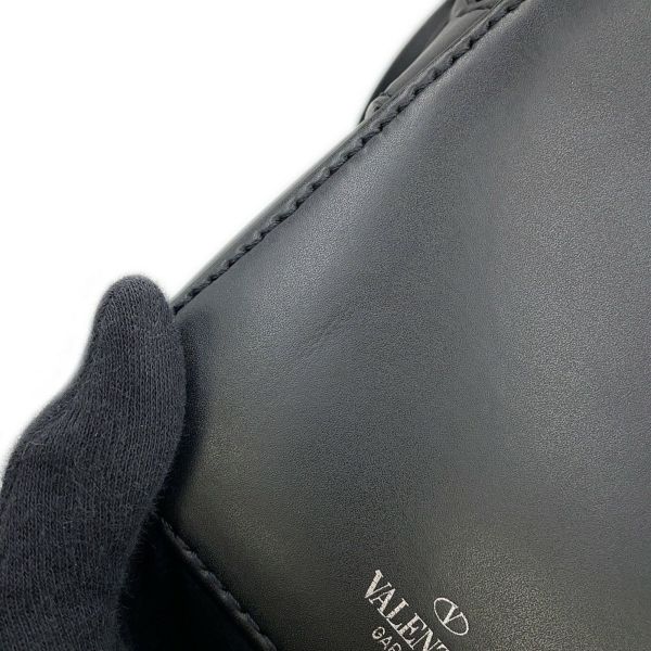 ヴァレンティノ・ガラヴァーニ ショルダーバッグ VLTN ロゴ レザー 2Y2B0943WJW VALENTINO 黒