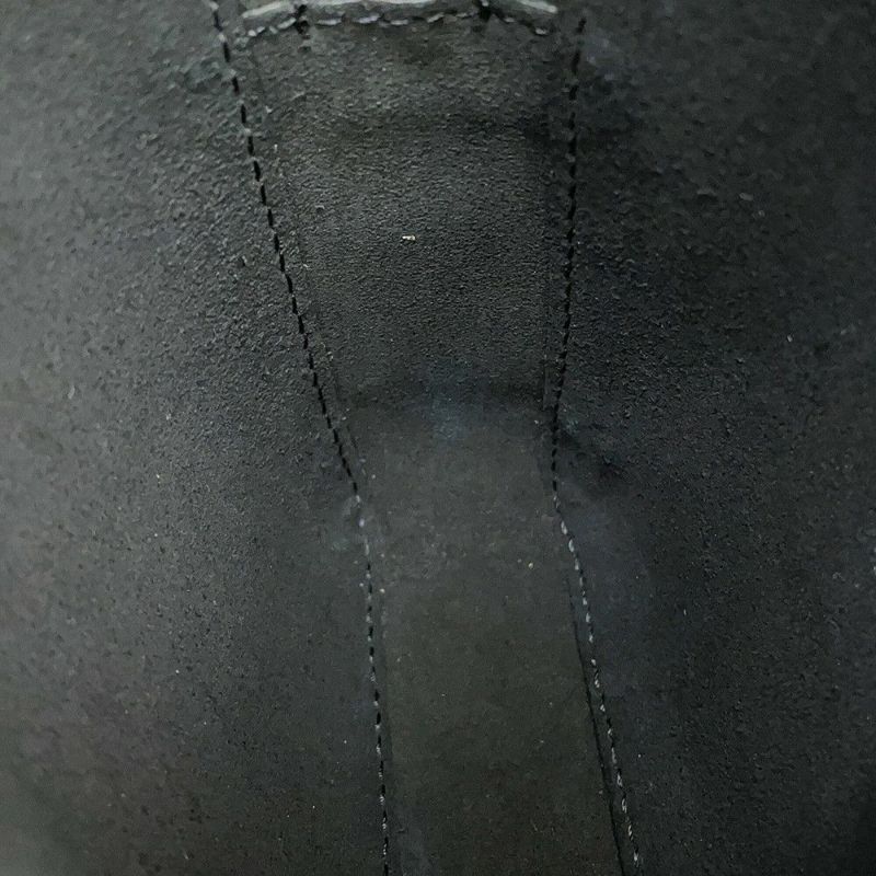 ヴァレンティノ・ガラヴァーニ ショルダーバッグ VLTN ロゴ レザー 2Y2B0943WJW VALENTINO 黒