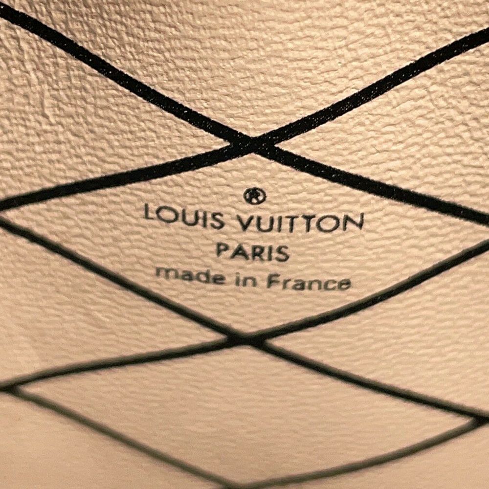 ルイヴィトン ショルダーバッグ エピ トランククラッチ M53052 LOUIS VUITTON 黒