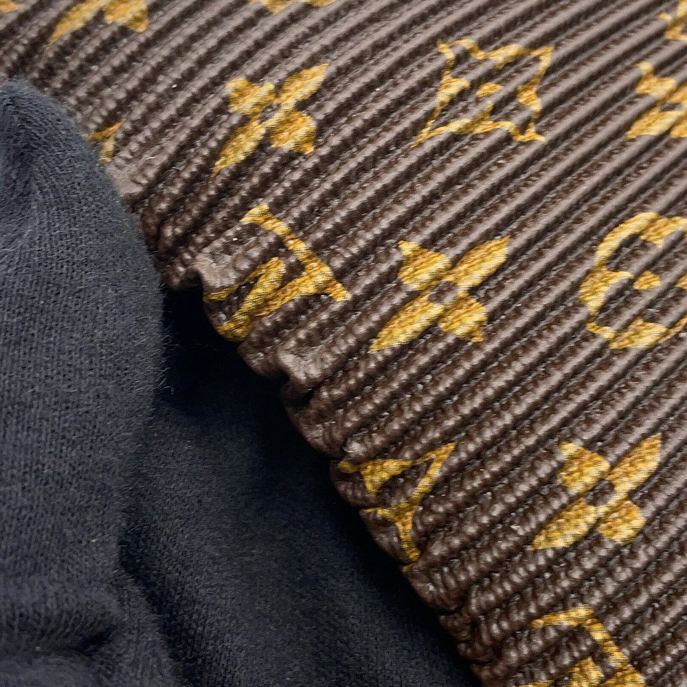 ルイヴィトン ショルダーバッグ モノグラム ポーチ・エクスプローラー M62232 LOUIS VUITTON