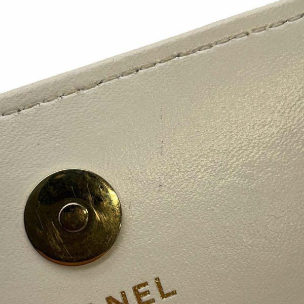 シャネル チェーンウォレット マトラッセ ココマーク シャイニー カーフスキン CHANEL 財布 白