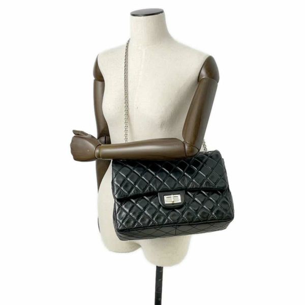 シャネル チェーンショルダーバッグ 2.55 マトラッセ Wフラップ エイジドカーフレザー ラージ A37587 CHANEL 黒