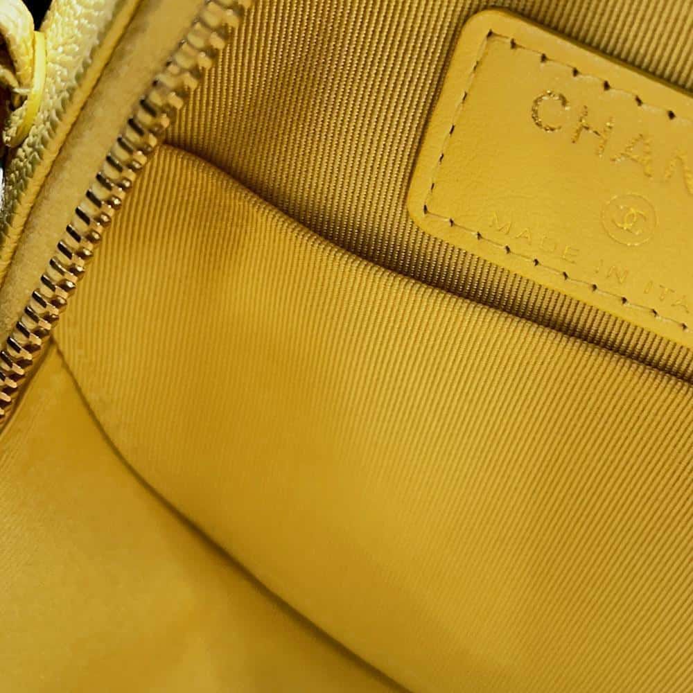 シャネル チェーンショルダーバッグ クラシック マトラッセ ココマーク キャビアスキン A70657 CHANEL ラウンド