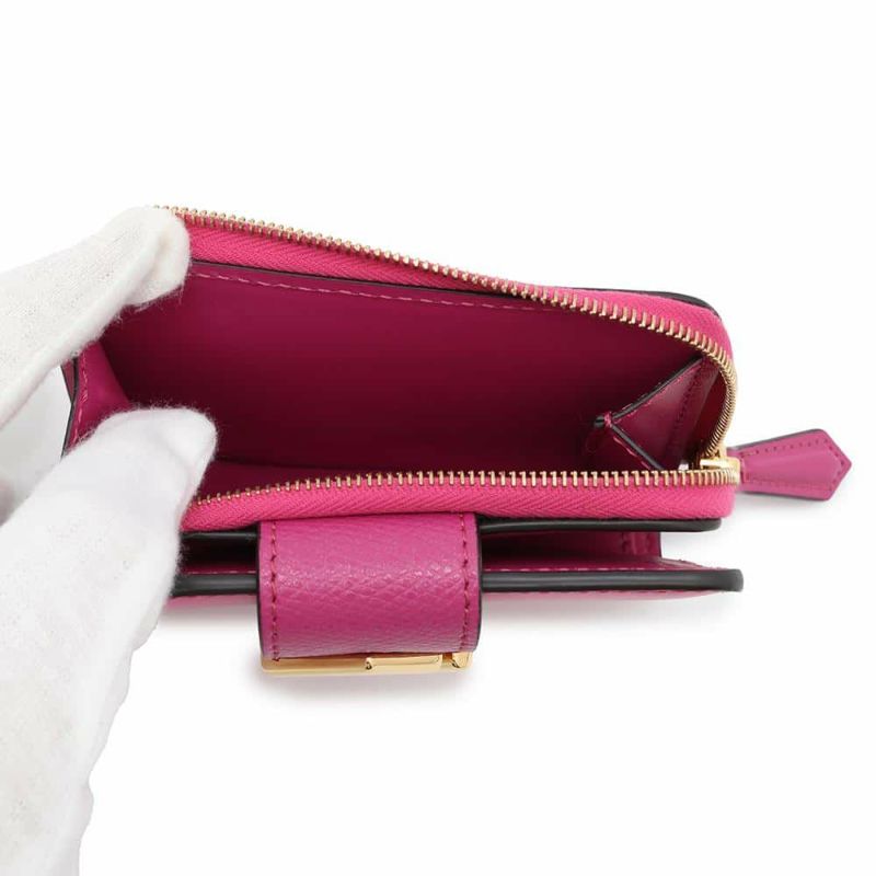 フェンディ 二つ折り財布 FFダイヤモンド レザー 8M0490 FENDI 財布