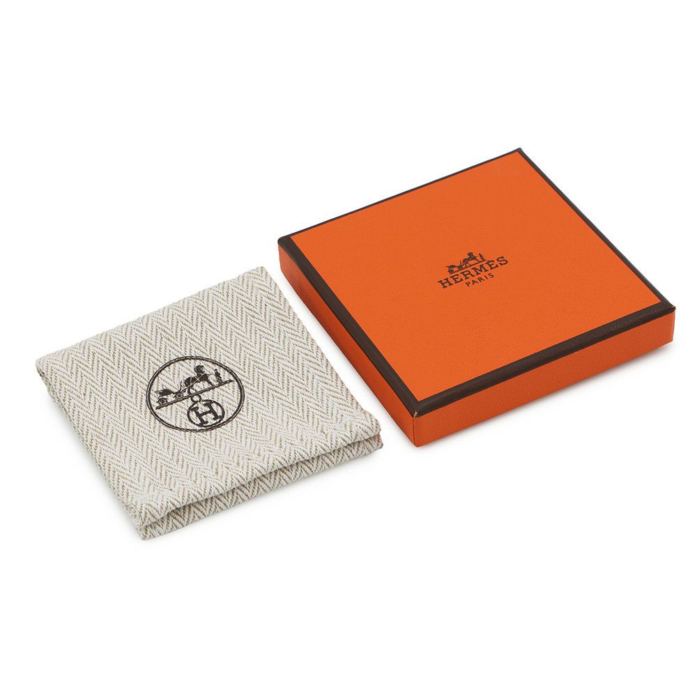 エルメス スカーフリング カレ70  シェーヌ・ダンクル・セリエ ルージュアッシュ/スイフト ゴールド金具 アクセサリー