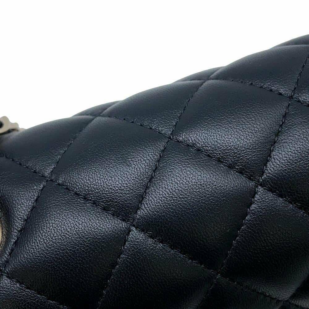 シャネル チェーンショルダーバッグ ココマーク ラムスキン A69900 CHANEL ミニ フラップ バッグ 黒