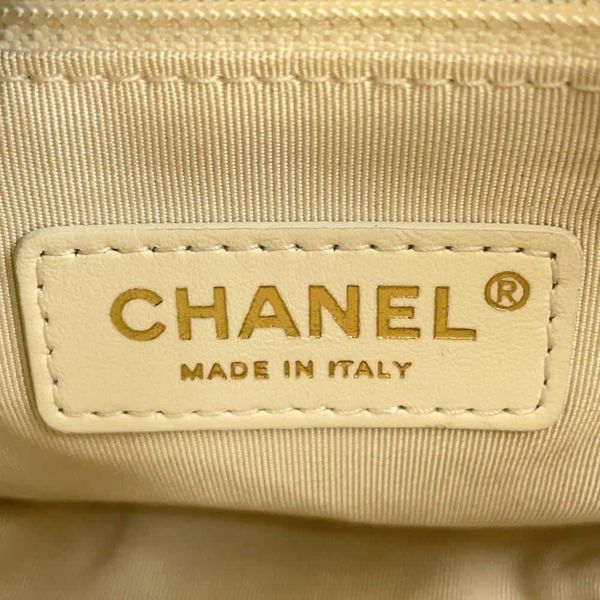 シャネル チェーンショルダーバッグ ココマーク マトラッセ コインモチーフ ラムスキン AS2222 CHANEL 白