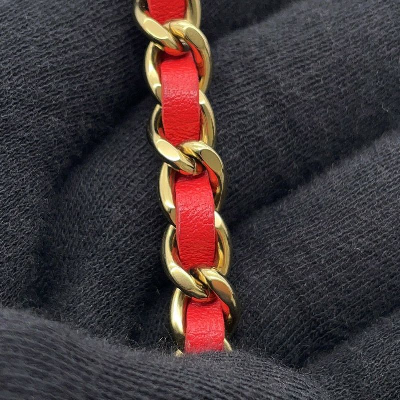 シャネル チェーンショルダーバッグ フラップ フォンケース マトラッセ ココマーク ラムスキン AP2096 CHANEL ポシェット