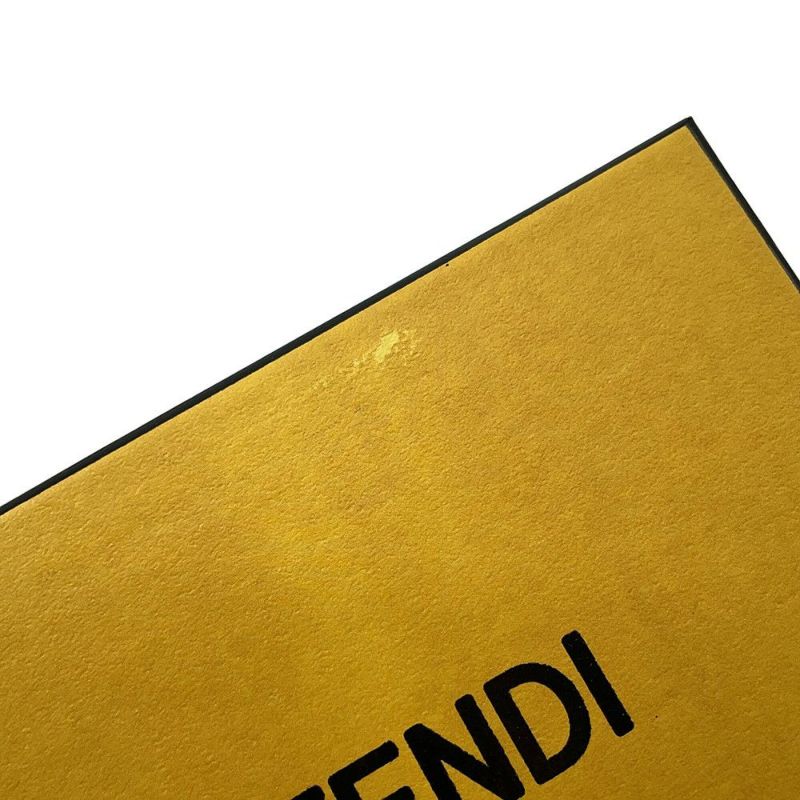フェンディ バッグチャーム ナノ バゲット レザー 7AS206 FENDI