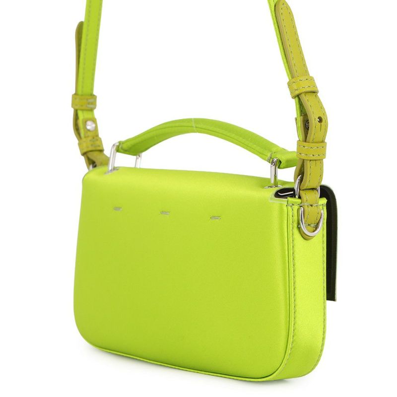 フェンディ ショルダーバッグ バゲット フォンポーチ 7AS142 FENDI  2way