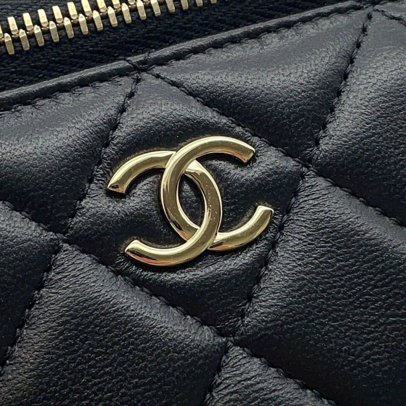 シャネル チェーンショルダーバッグ マトラッセ ココマーク ヴァニティケース ラムスキン AP2199 CHANEL 黒