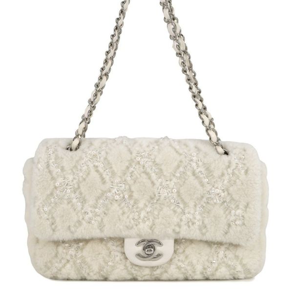 シャネル チェーンショルダーバッグ マトラッセ ココマーク フェイクパール ビーズ ムートン CHANEL バッグ 白