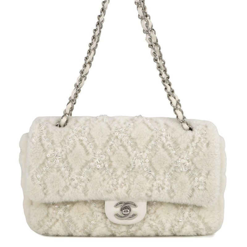 シャネル チェーンショルダーバッグ マトラッセ ココマーク フェイクパール ビーズ ムートン CHANEL バッグ 白