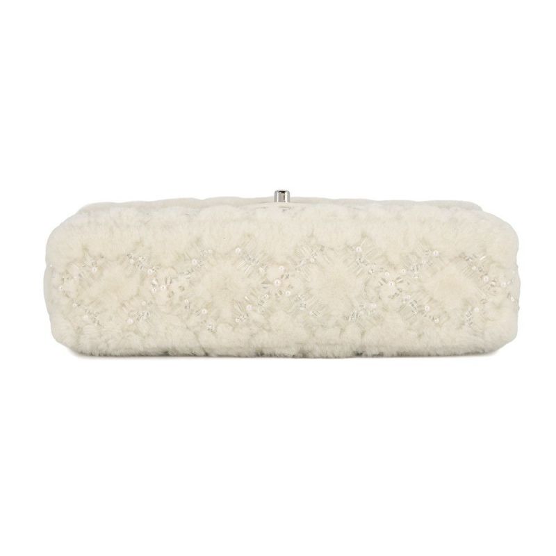 シャネル チェーンショルダーバッグ マトラッセ ココマーク フェイクパール ビーズ ムートン CHANEL バッグ 白