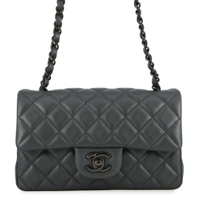 シャネル ノベルティ マトラッセ チェーンベルトバッグ 2023年イヤーズ