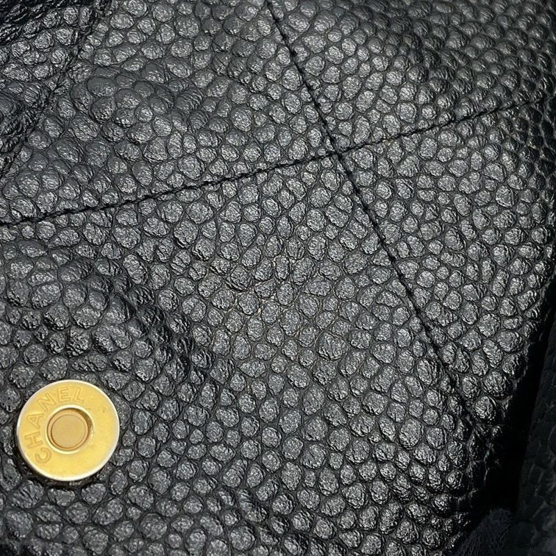 シャネル ハンドバッグ CHANEL 22 マトラッセ スモール グレインドカーフスキン AS3260 CHANEL ポーチ付き 黒
