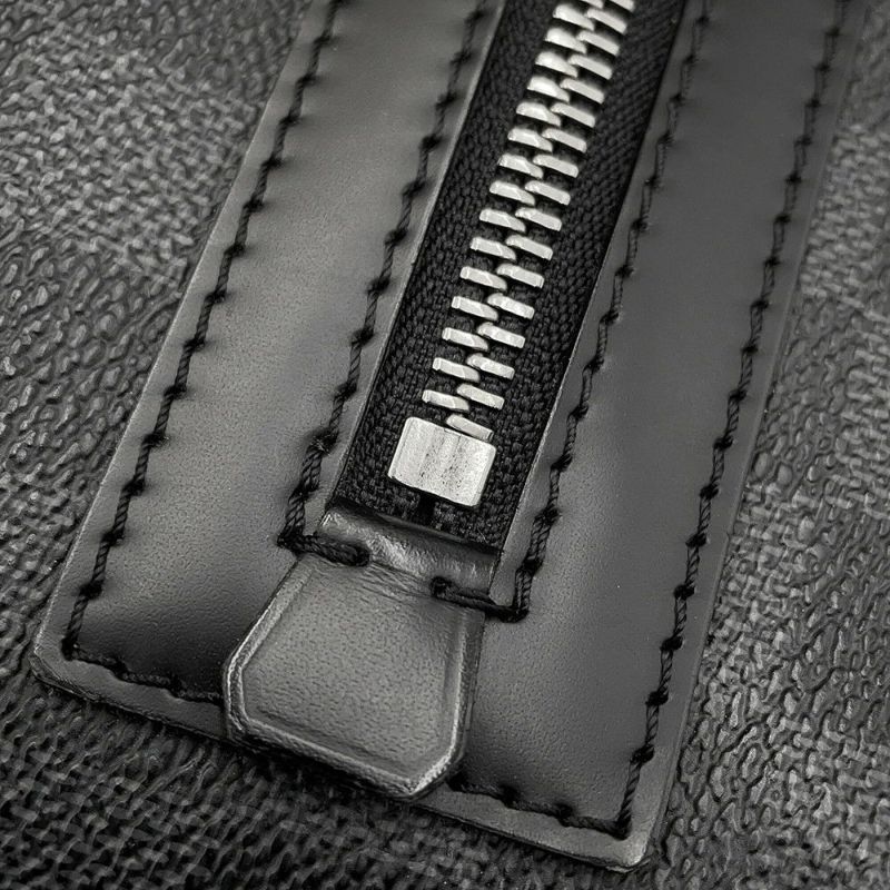 ルイヴィトン ショルダーバッグ ダミエ・グラフィット ミックGM N41105 LOUIS VUITTON ヴィトン バッグ メンズ 黒 ブラック