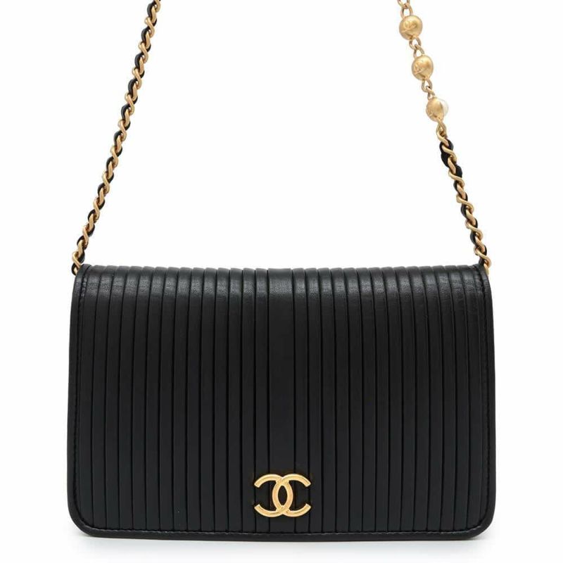 シャネル チェーンウォレット ココマーク フェイクパール カーフレザー CHANEL 黒 財布