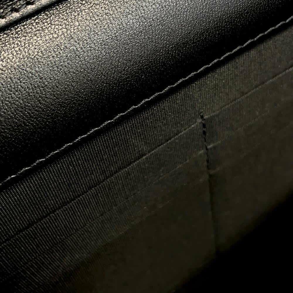 シャネル チェーンウォレット ココマーク フェイクパール カーフレザー CHANEL 黒 財布