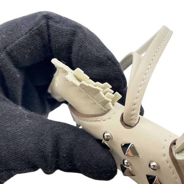 エルメス バッグチャーム ロデオPM ロベオロック クレ ラムスキン K