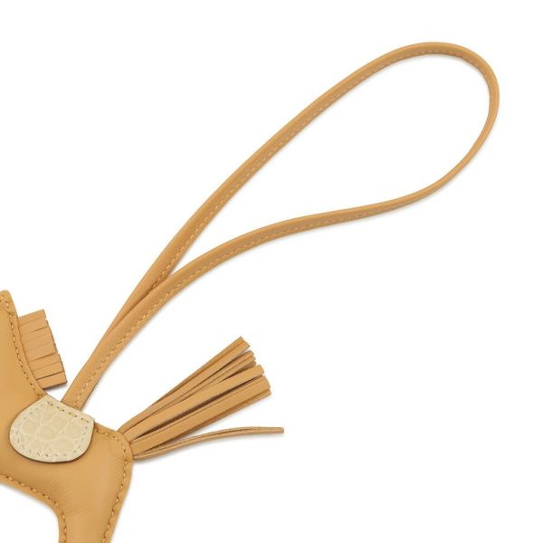 エルメス バッグチャーム ロデオ PM タッチ パイユ/ヴァニラ ラムスキン/アリゲーターマット K刻印