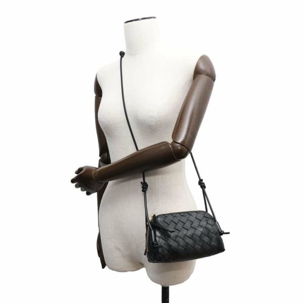 ★BOTTEGA VENETA★コンサートポーチ ラムスキン バローロ Bottega Veneta Intrecciato Concert Pouch in Barolo & Gold | FWRD