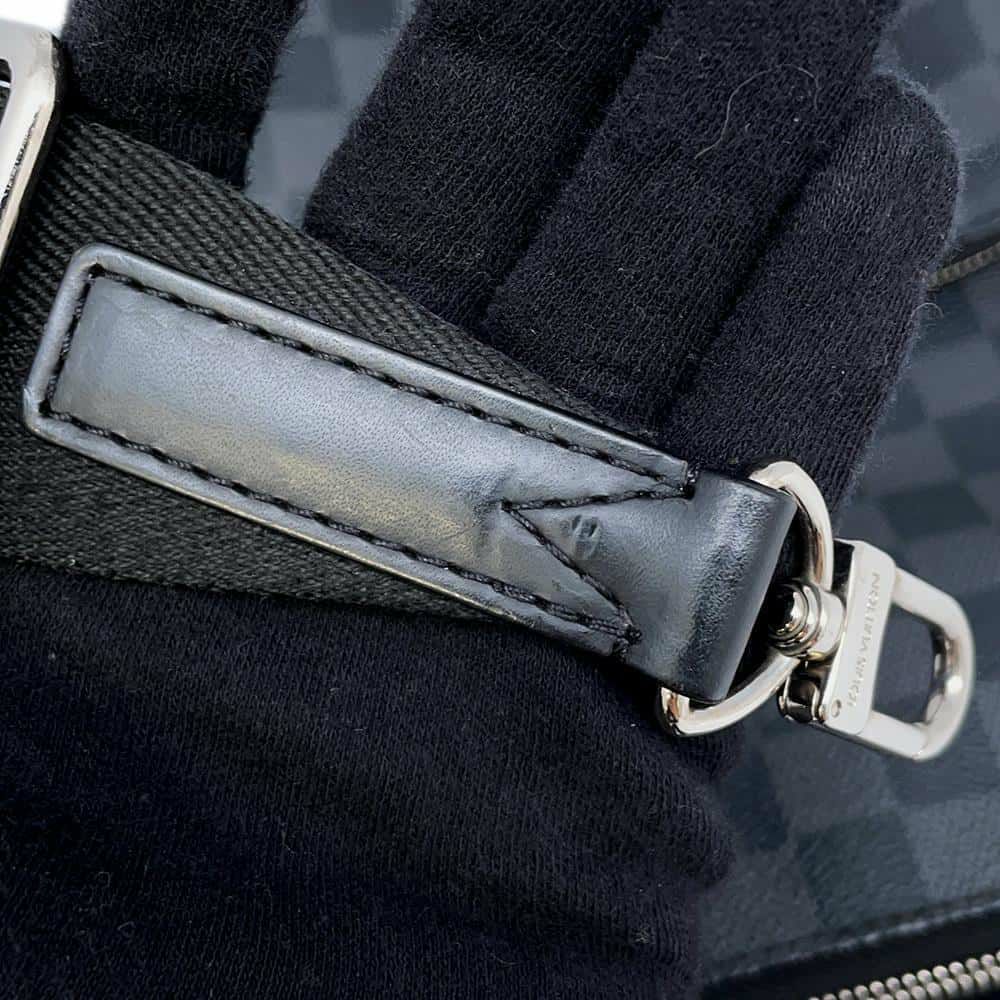 ルイヴィトン ショルダーバッグ ダミエ・グラフィット アヴェニュー スリングバッグ N41719 ボディバッグ ブラック 黒