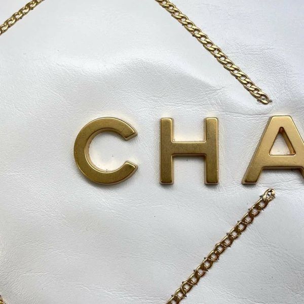 シャネル チェーンショルダーバッグ CHANEL22 スモール シャイニーカーフレザー AS3260 CHANEL ポーチ付き