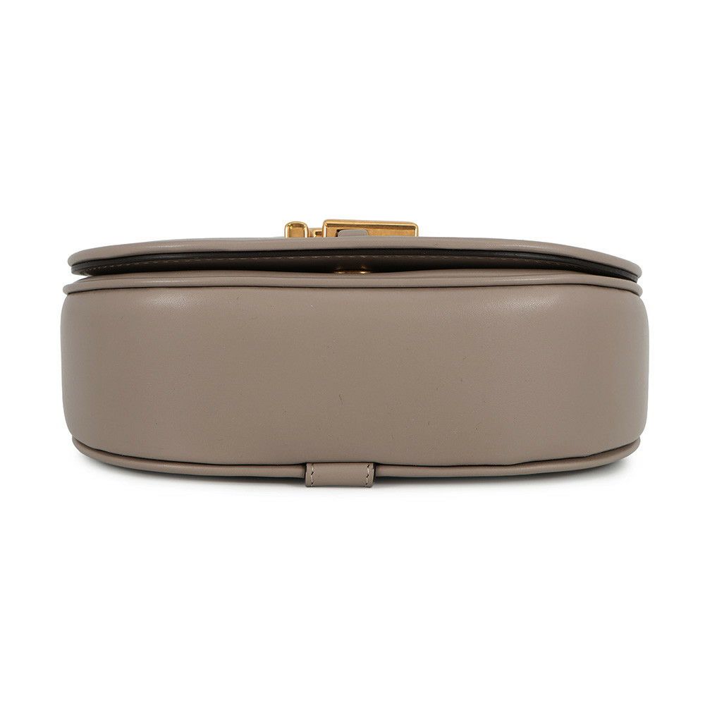 フェンディ ショルダーバッグ カモン スモール レザー 8BS082 FENDI バッグ 2way