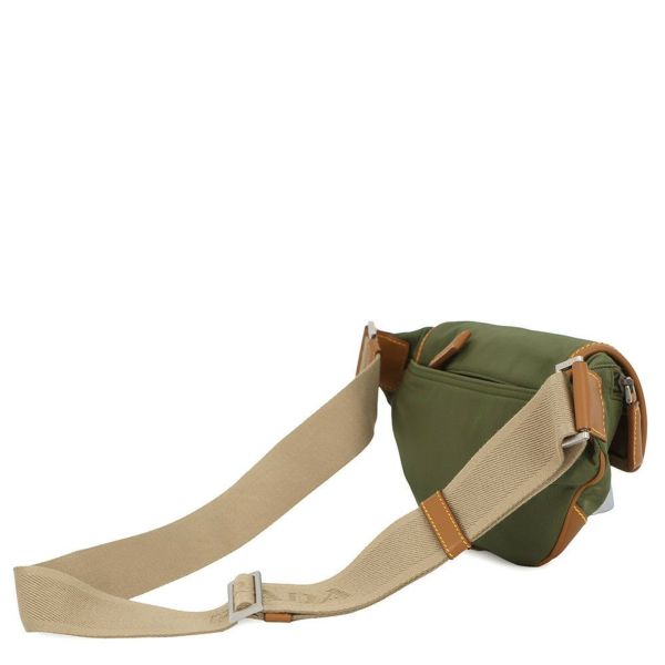 プラダ ボディバッグ トライアングルロゴ ナイロン レザー 2VH176 PRADA ウエストポーチ