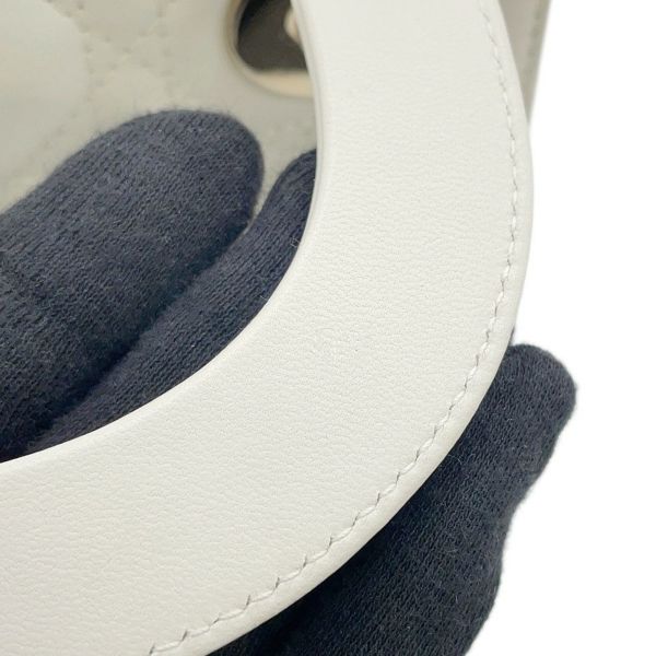 クリスチャン・ディオール ハンドバッグ カナージュ レディディオール ミニ ラムスキン M0505ONUL 2way 白